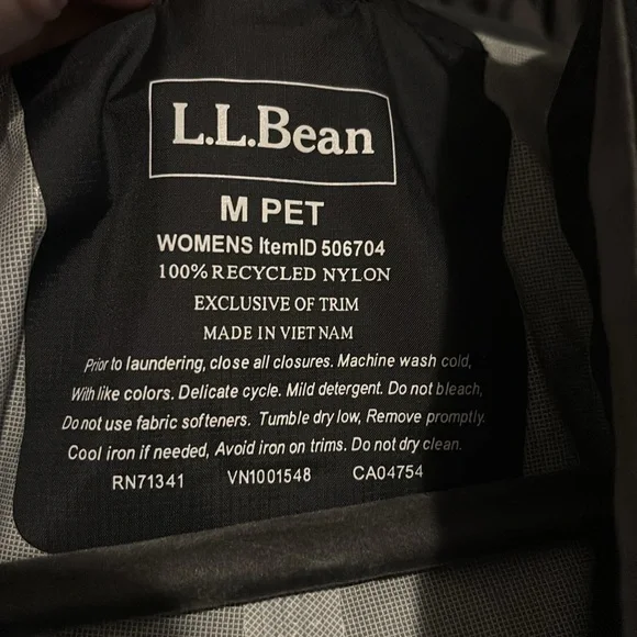 Trail Model Rain Coat Women's Petite Medium - Picture 3 of 6